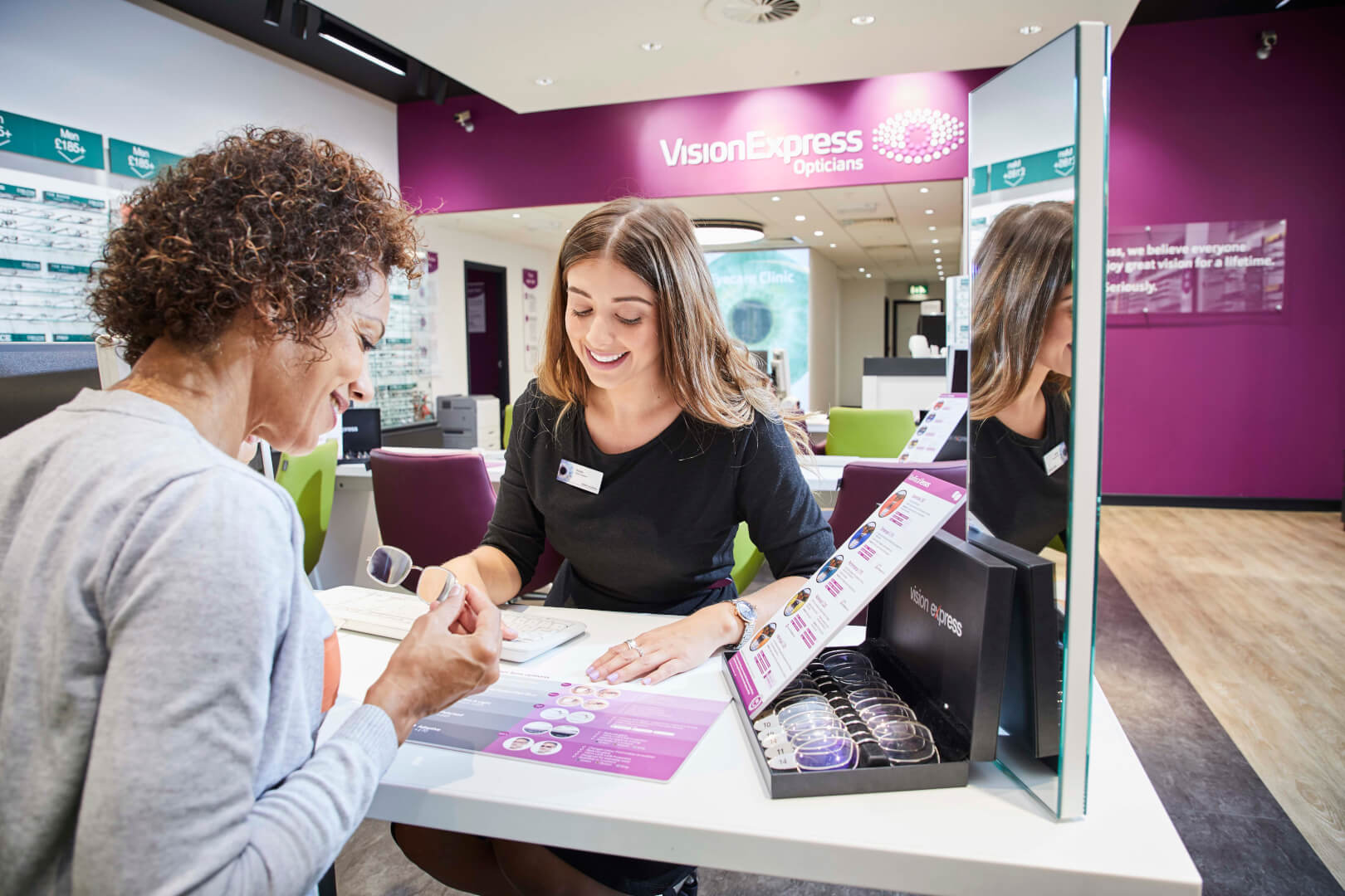 Why choose a career in optometry? | Vision Express Careers